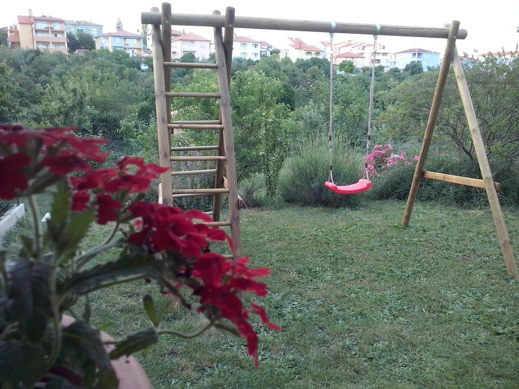 Apartment Green Garden Pola Esterno foto